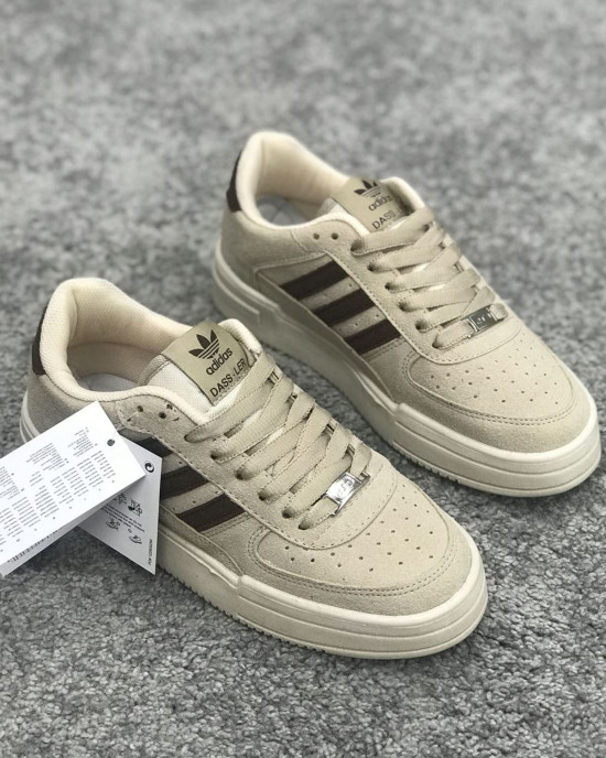 Adidas  Dassler Kahverengi