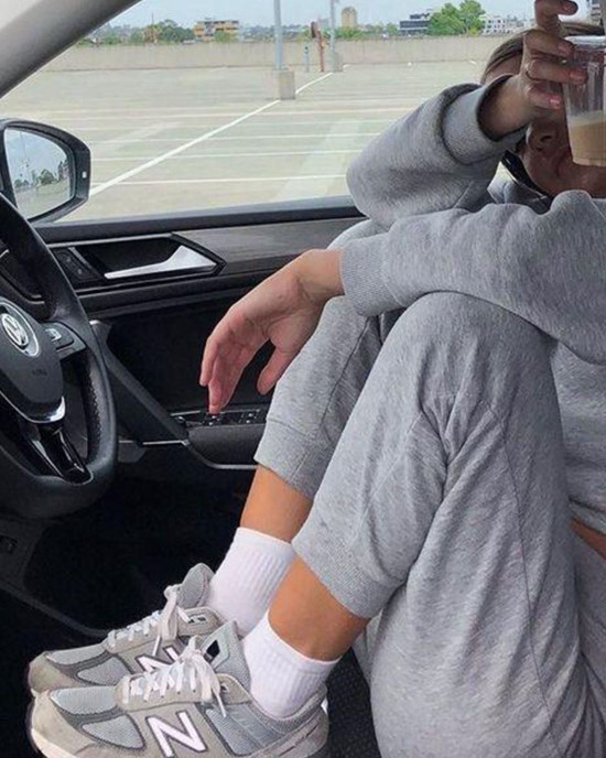 New Balance 990V